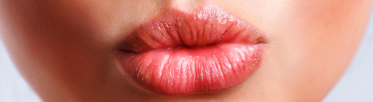 Перманентный макияж губ с 3D эффектом
